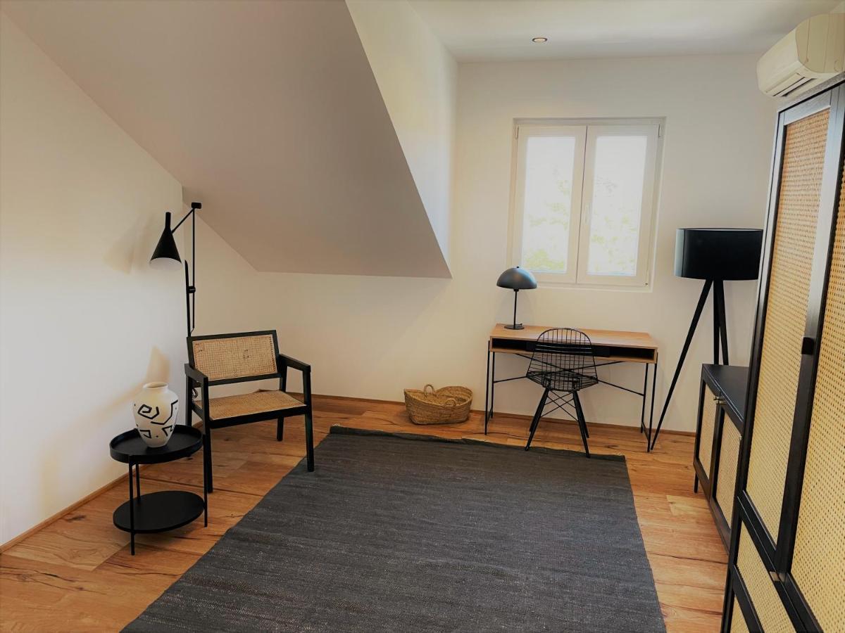Split Rooftop Loft Экстерьер фото
