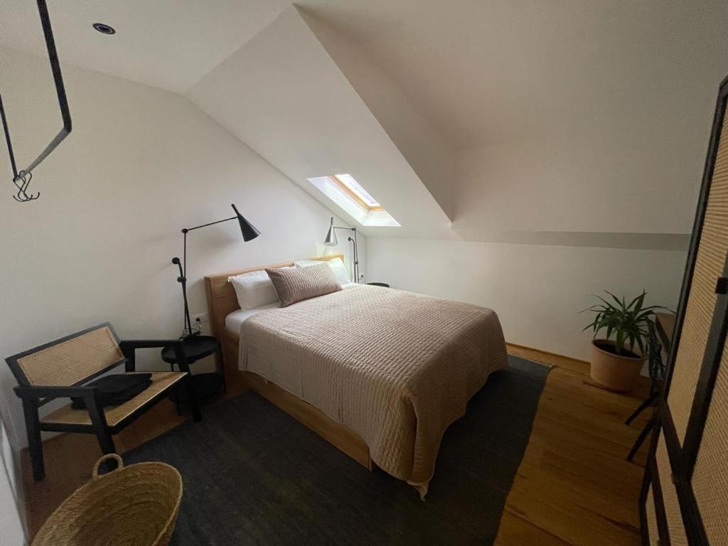 Split Rooftop Loft Экстерьер фото